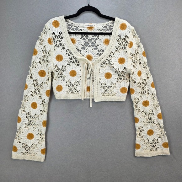 Moon & Madison Crochet Daisy Crop Cardigan Sweater Bohemian Long Sleeve Md - Picture 2 of 11